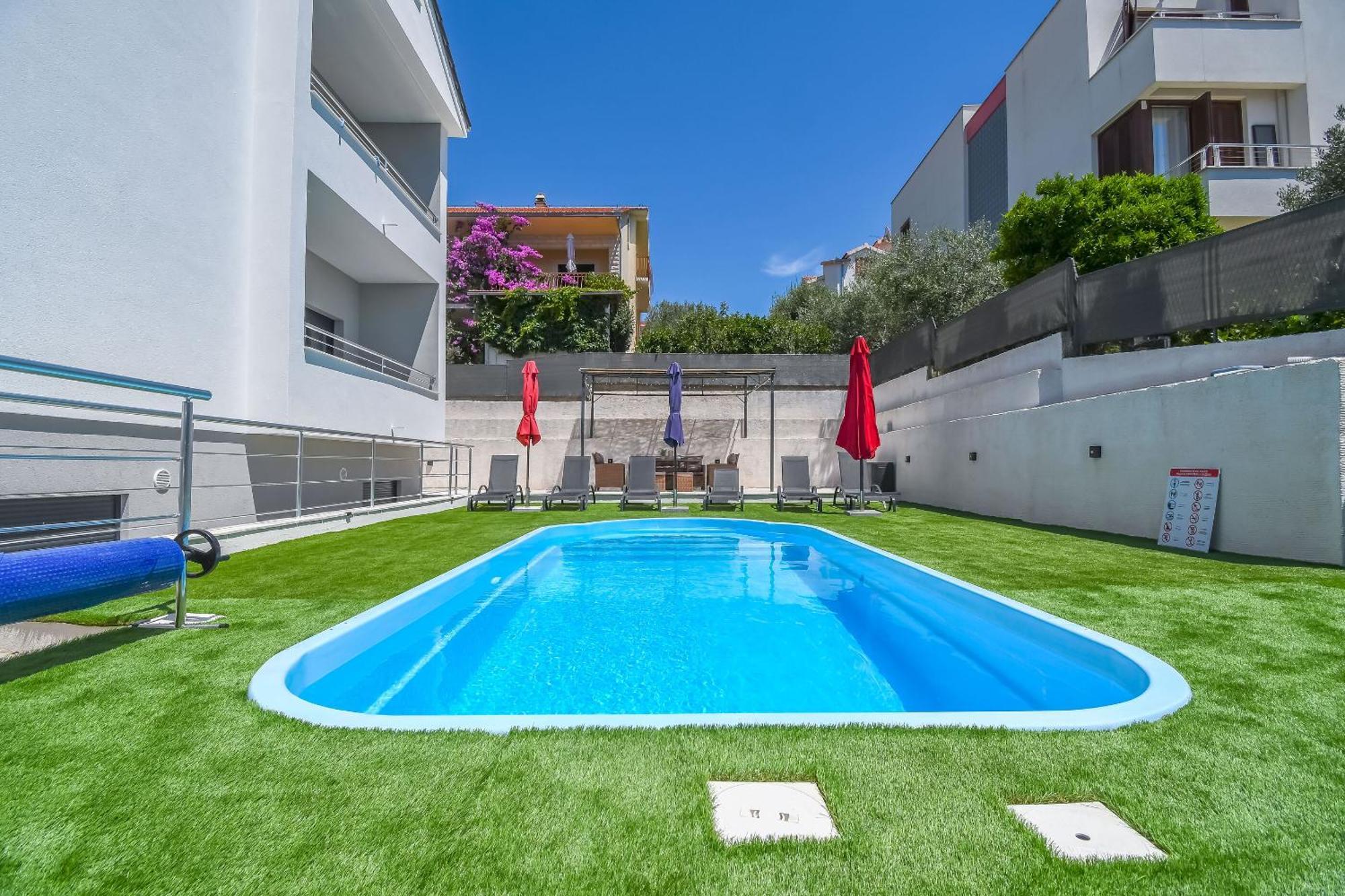 Apartments Neli Trogir Eksteriør bilde