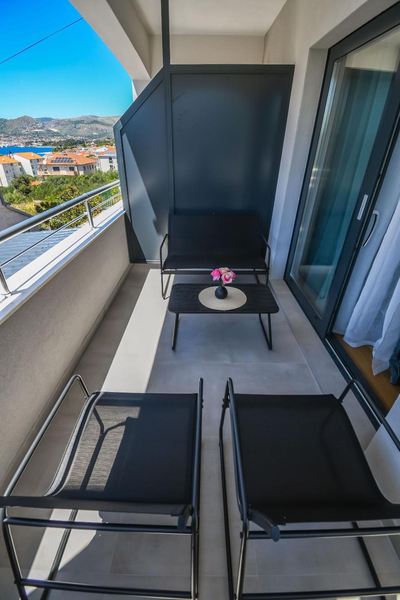 Apartments Neli Trogir Eksteriør bilde